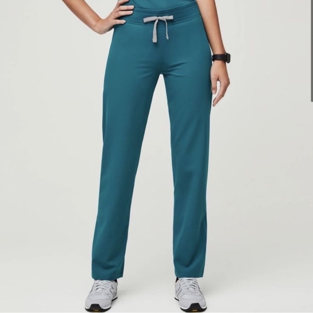 💙💚 FIGS Women’s Livingston Scrub Pants | Pacific Blue | Small Tall